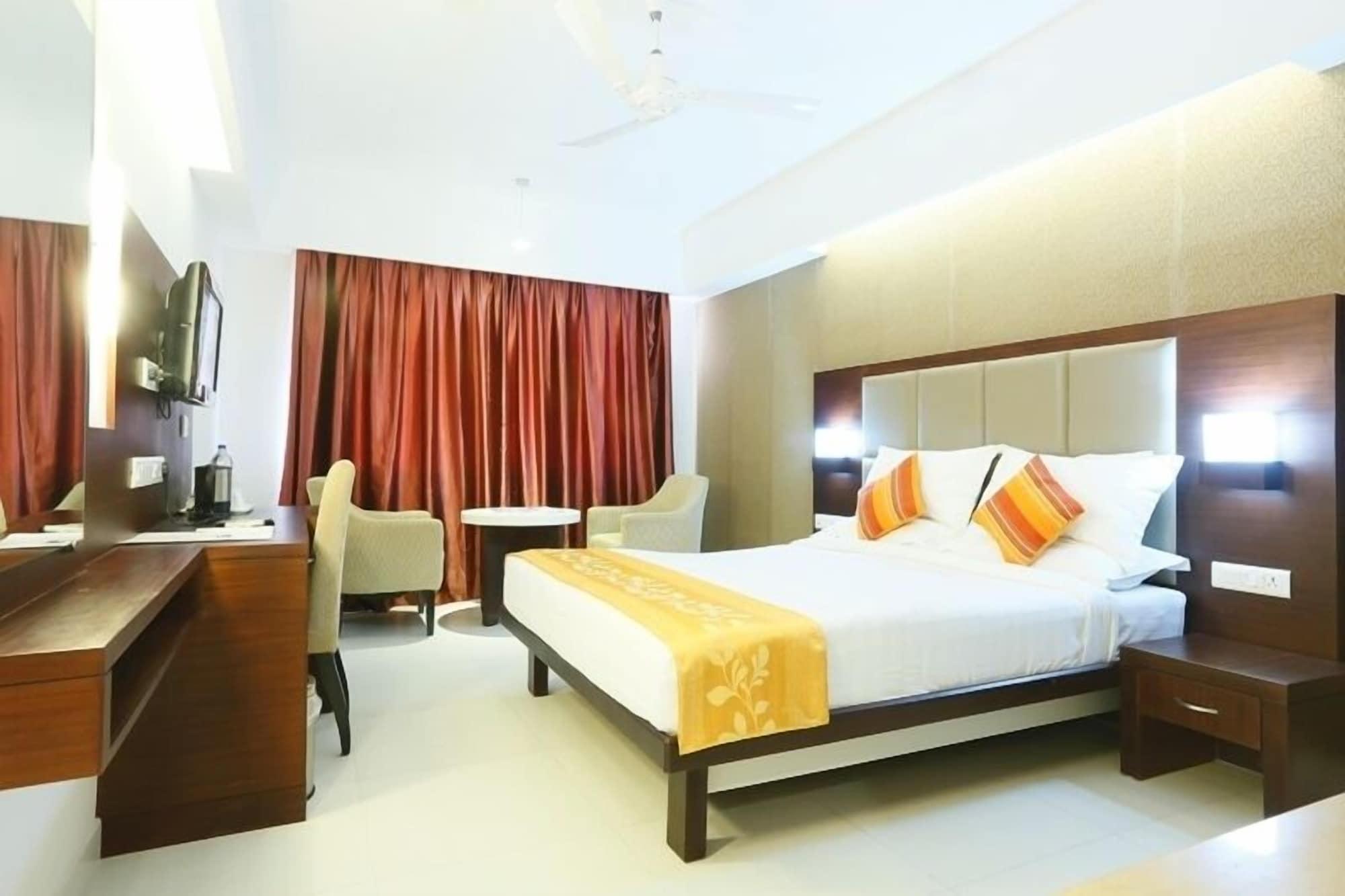 月光摄政酒店 Thodupuzha 外观 照片