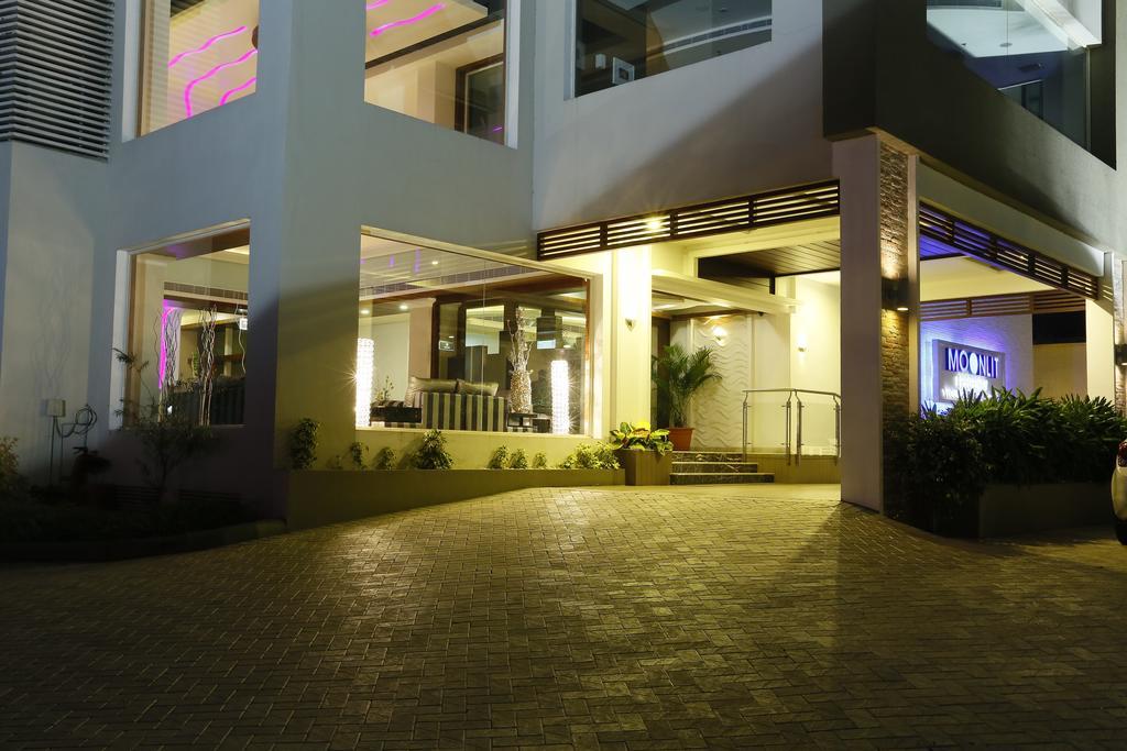 月光摄政酒店 Thodupuzha 外观 照片