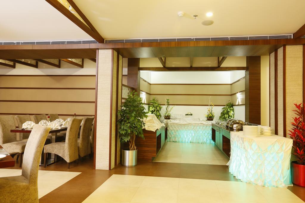 月光摄政酒店 Thodupuzha 外观 照片
