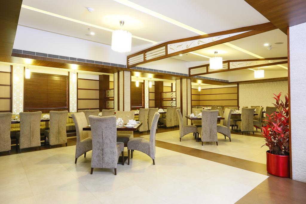月光摄政酒店 Thodupuzha 外观 照片